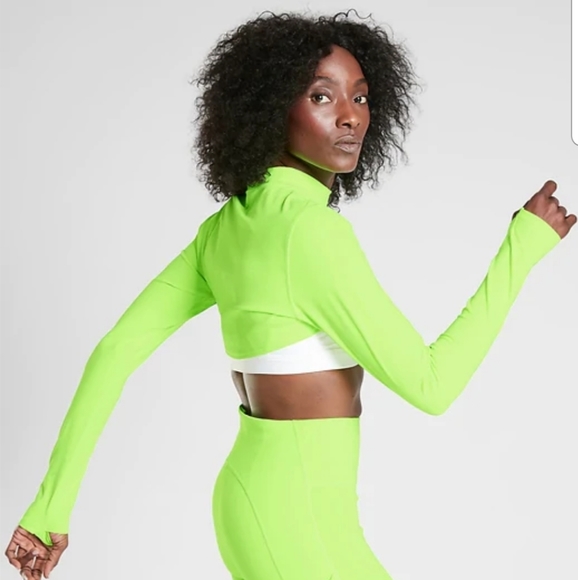 NWT ATHLETA Eclipse Shrug - Picture 2 of 5